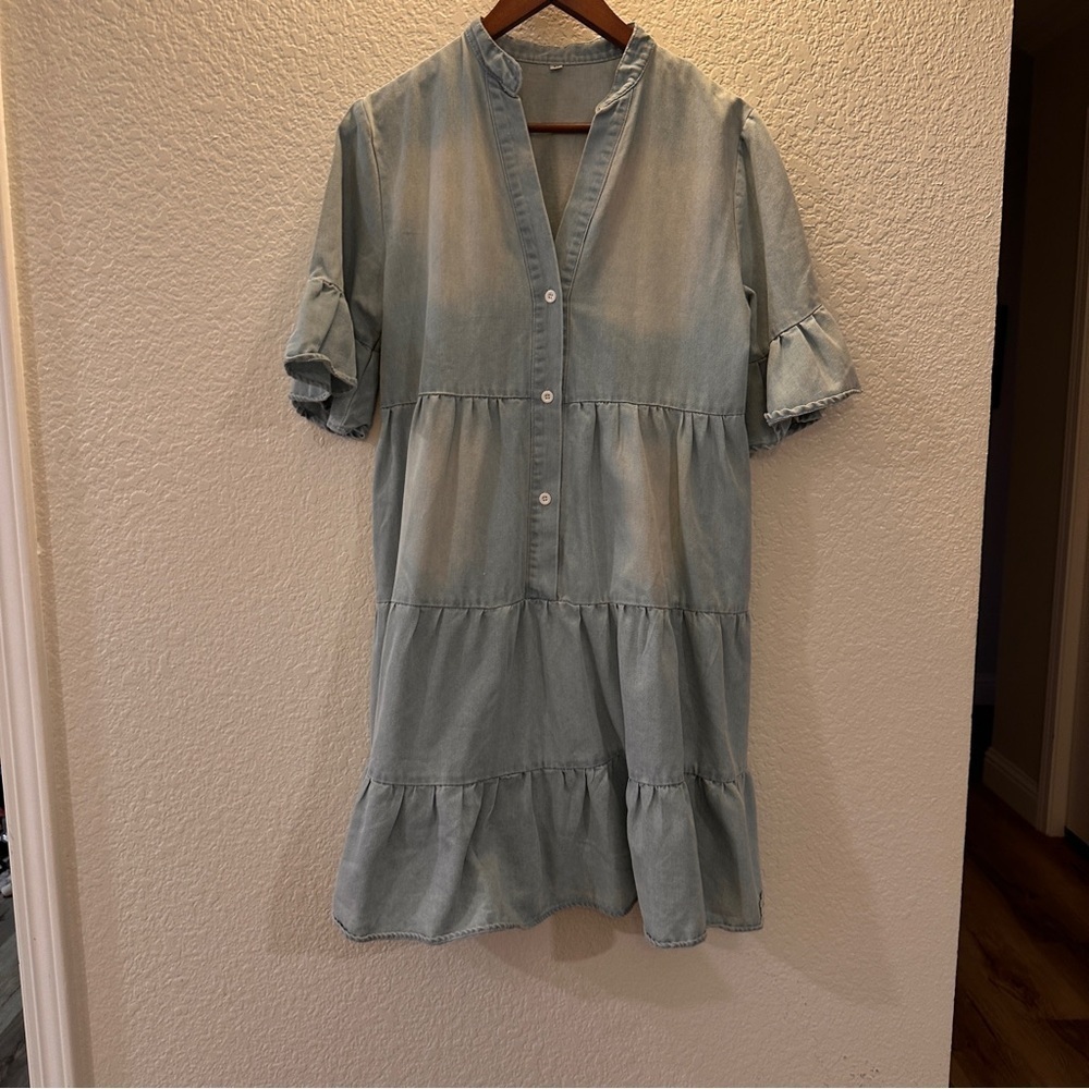 Light Wash Denim Babydoll Dress M Ruffle Tiered 3/4 Sleeve Boho Casual Cutesy - Picture 7 of 9